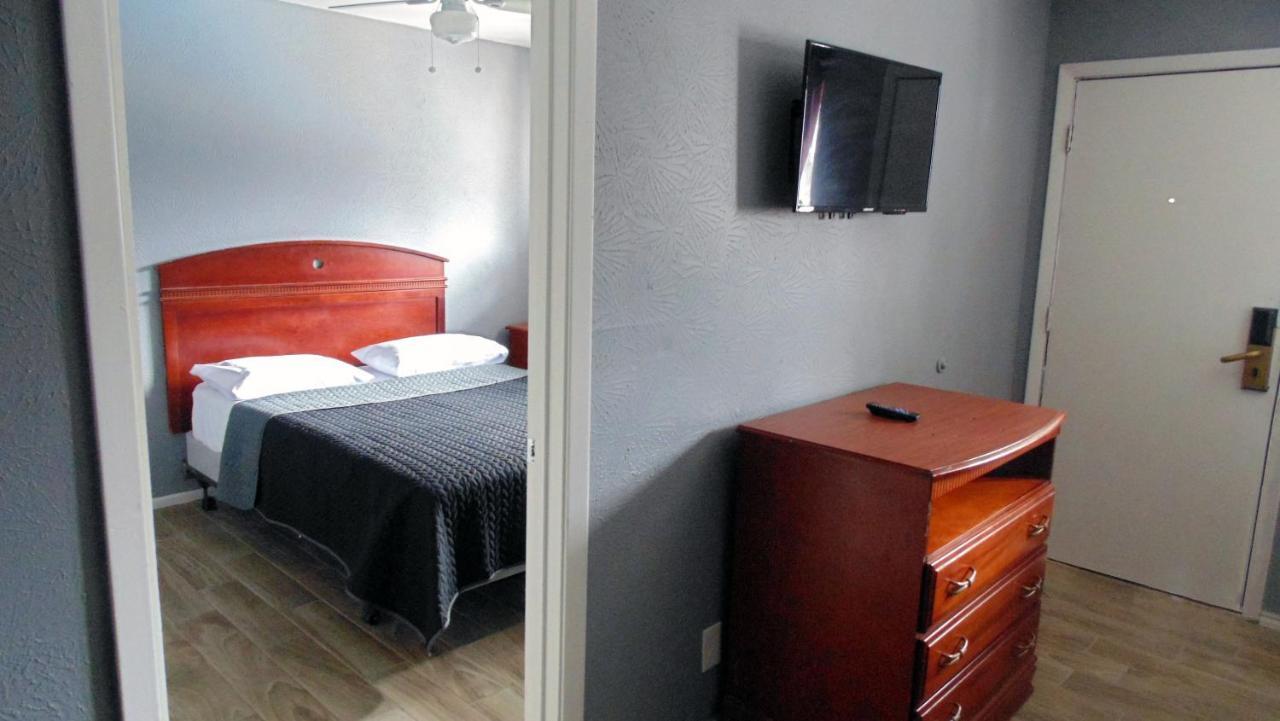 Home Suites San Antonio Exteriör bild